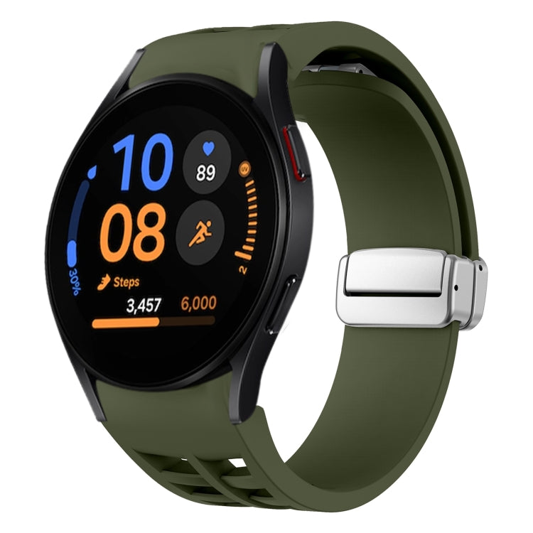 Richard Magnetisches faltbares silbernes Schnallen-Silikon-Uhrenarmband, für Samsung Galaxy Watch FE 40mm, für Sansung Galaxy Watch 5 Pro Golf Edition, für Samsung Galaxy Watch 5 Golf Edition
