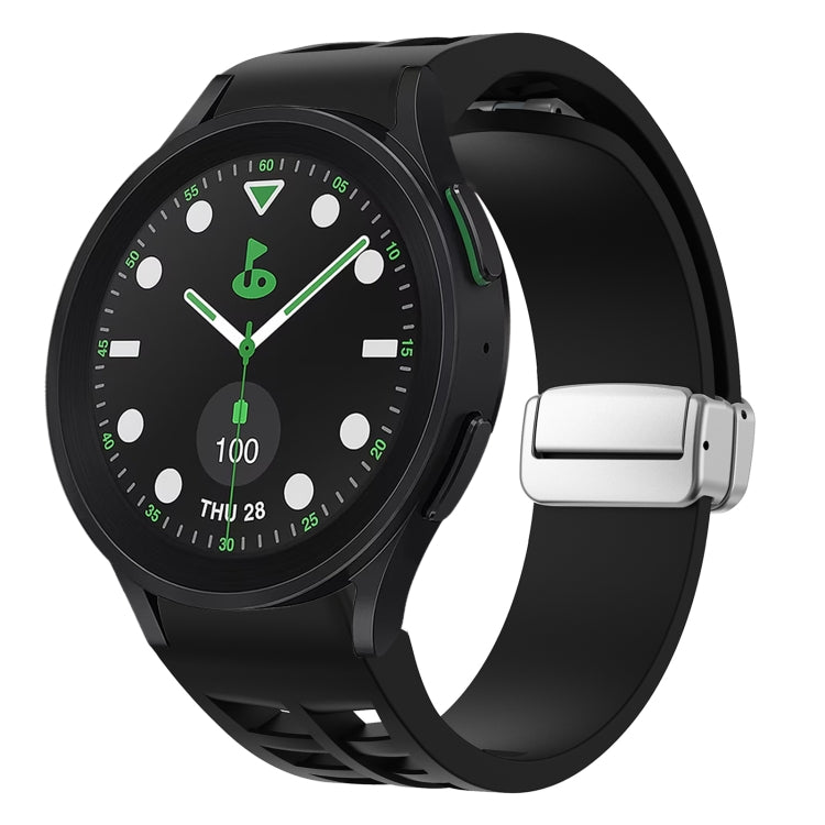 Richard Magnetisches faltbares silbernes Schnallen-Silikon-Uhrenarmband, für Samsung Galaxy Watch FE 40mm, für Sansung Galaxy Watch 5 Pro Golf Edition, für Samsung Galaxy Watch 5 Golf Edition