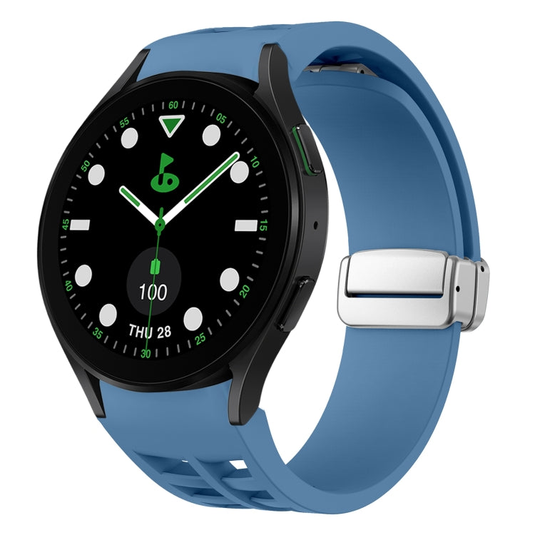 Richard Magnetisches faltbares silbernes Schnallen-Silikon-Uhrenarmband, für Samsung Galaxy Watch FE 40mm, für Sansung Galaxy Watch 5 Pro Golf Edition, für Samsung Galaxy Watch 5 Golf Edition