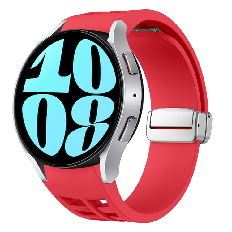 Richard Magnetisches faltbares silbernes Schnallen-Silikon-Uhrenarmband, für Samsung Galaxy Watch 6 40 / 44mm, für Samsung Galaxy Watch 5 40 / 44mm, für Samsung Galaxy Watch 4 40 / 44mm