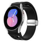 Richard Magnetisches faltbares silbernes Schnallen-Silikon-Uhrenarmband, für Samsung Galaxy Watch 6 40 / 44mm, für Samsung Galaxy Watch 5 40 / 44mm, für Samsung Galaxy Watch 4 40 / 44mm