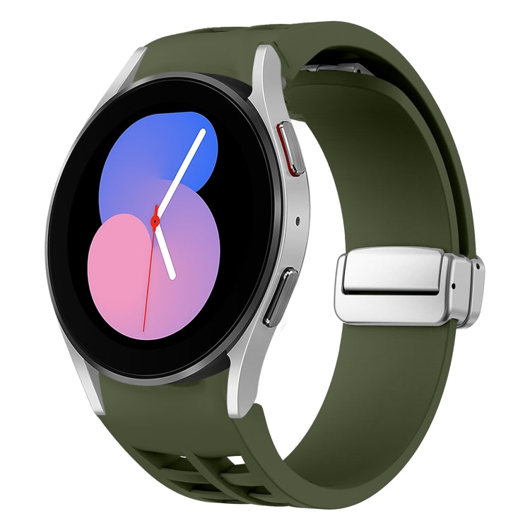 Richard Magnetisches faltbares silbernes Schnallen-Silikon-Uhrenarmband, für Samsung Galaxy Watch 6 40 / 44mm, für Samsung Galaxy Watch 5 40 / 44mm, für Samsung Galaxy Watch 4 40 / 44mm