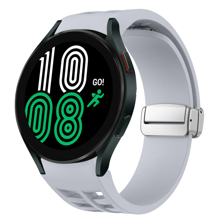 Richard Magnetisches faltbares silbernes Schnallen-Silikon-Uhrenarmband, für Samsung Galaxy Watch 6 40 / 44mm, für Samsung Galaxy Watch 5 40 / 44mm, für Samsung Galaxy Watch 4 40 / 44mm