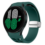Richard Magnetisches faltbares silbernes Schnallen-Silikon-Uhrenarmband, für Samsung Galaxy Watch 6 40 / 44mm, für Samsung Galaxy Watch 5 40 / 44mm, für Samsung Galaxy Watch 4 40 / 44mm
