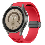 Richard magnetisches faltbares schwarzes Schnallensilikon-Uhrenarmband, für Samsung Galaxy Watch 5 40 / 44mm, für Samsung Galaxy Watch 5 Pro 45mm, für Samsung Galaxy Watch 4 40 / 44mm