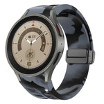 Richard magnetisches faltbares schwarzes Schnallensilikon-Uhrenarmband, für Samsung Galaxy Watch 5 40 / 44mm, für Samsung Galaxy Watch 5 Pro 45mm, für Samsung Galaxy Watch 4 40 / 44mm