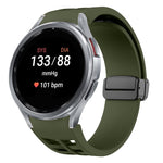 Richard magnetisches faltbares schwarzes Schnallensilikon-Uhrenarmband, für Samsung Galaxy Watch FE 40mm, für Samsung Galaxy Watch 7 40 / 44mm, für Samsung Galaxy Watch 6 Classic 43 / 47mm