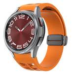 Richard magnetisches faltbares schwarzes Schnallensilikon-Uhrenarmband, für Samsung Galaxy Watch FE 40mm, für Samsung Galaxy Watch 7 40 / 44mm, für Samsung Galaxy Watch 6 Classic 43 / 47mm