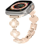 Metallarmband mit vierblättrigem Kleeblatt und Schnellverschluss, passend für Apple Watch SE 2023 (44 mm), Apple Watch SE 2023 (40 mm), Apple Watch Ultra 2 (49 mm), Apple Watch Series 9 (45 mm), Apple Watch Series 9 (41 mm), Apple Watch Ultra 49 mm ...