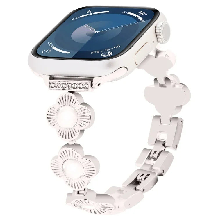Metallarmband mit vierblättrigem Kleeblatt und Schnellverschluss, passend für Apple Watch SE 2023 (44 mm), Apple Watch SE 2023 (40 mm), Apple Watch Ultra 2 (49 mm), Apple Watch Series 9 (45 mm), Apple Watch Series 9 (41 mm), Apple Watch Ultra 49 mm ...