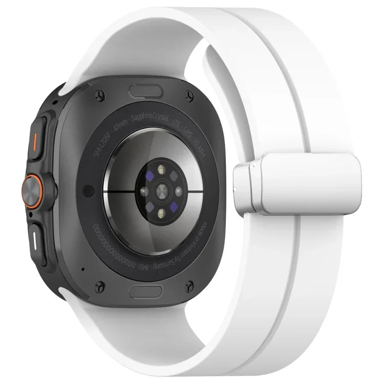 Für Samsung Galaxy Watch Ultra 47 mm / Ultra 2025 Groove Magnetisches Faltarmband mit silberner Schnalle aus Silikon