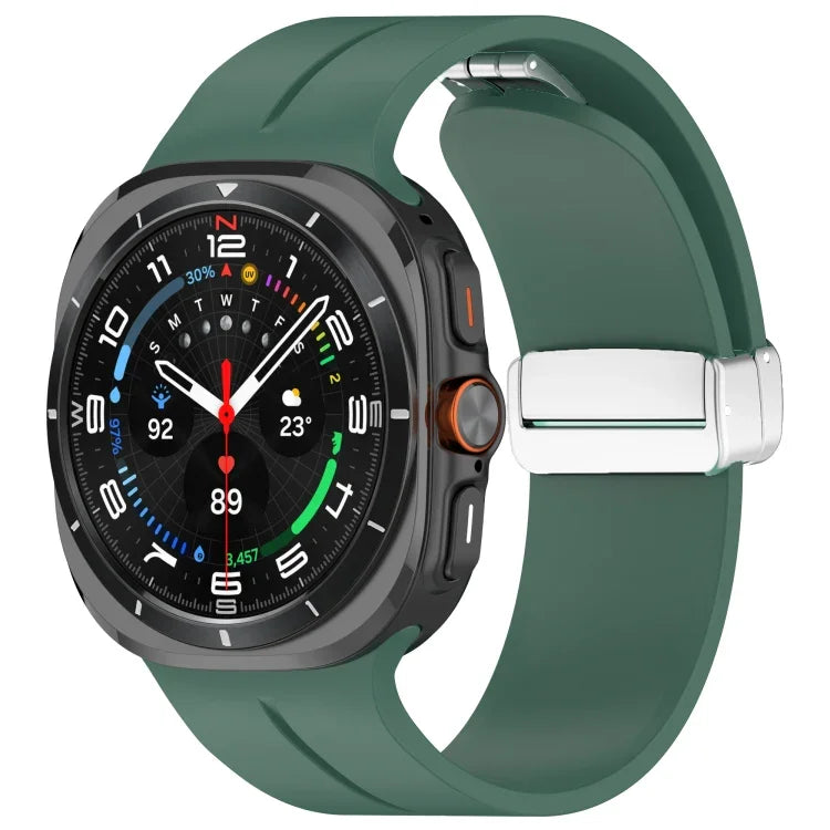 Für Samsung Galaxy Watch Ultra 47 mm / Ultra 2025 Groove Magnetisches Faltarmband mit silberner Schnalle aus Silikon