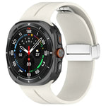 Für Samsung Galaxy Watch Ultra 47 mm / Ultra 2025 Groove Magnetisches Faltarmband mit silberner Schnalle aus Silikon