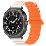 Für Samsung Galaxy Watch Ultra 47 mm, zweifarbiges magnetisches Silikonarmband mit Punktmuster