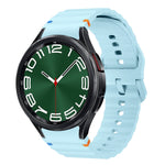 Wellenmuster genähtes Silikon-Uhrenarmband, für Samsung Galaxy Watch 7 40 / 44mm, für Samsung Galaxy Watch 6 Classic, für Samsung Galaxy Watch 6 40 / 44mm, für Samsung Galaxy Watch 5 40 / 44mm
