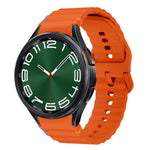 Wellenmuster genähtes Silikon-Uhrenarmband, für Samsung Galaxy Watch 7 40 / 44mm, für Samsung Galaxy Watch 6 Classic, für Samsung Galaxy Watch 6 40 / 44mm, für Samsung Galaxy Watch 5 40 / 44mm
