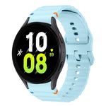 Wellenmuster genähtes Silikon-Uhrenarmband, für Samsung Galaxy Watch 7 40 / 44mm, für Samsung Galaxy Watch 6 Classic, für Samsung Galaxy Watch 6 40 / 44mm, für Samsung Galaxy Watch 5 40 / 44mm