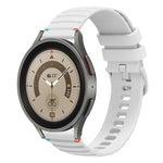 Welliges, gepunktetes, genähtes 20mm Silikon-Uhrenarmband, für Samsung Galaxy Watch 5 40 / 44mm, für Samsung Galaxy Watch 5 Pro 45mm, für Samsung Galaxy Watch 4 40 / 44mm, für Samsung Galaxy Watch 4 Classic 42 / 46mm