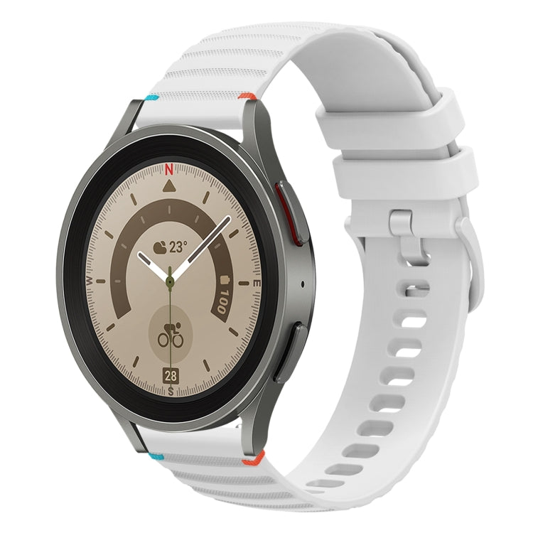 Welliges, gepunktetes, genähtes 20mm Silikon-Uhrenarmband, für Samsung Galaxy Watch 5 40 / 44mm, für Samsung Galaxy Watch 5 Pro 45mm, für Samsung Galaxy Watch 4 40 / 44mm, für Samsung Galaxy Watch 4 Classic 42 / 46mm