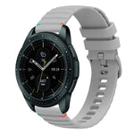 Wellenförmiges, gepunktetes, genähtes 20-mm-Silikonarmband, passend für Samsung Galaxy Watch 42 mm und Samsung Gear S2 Classic