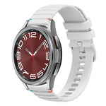 Gewelltes gepunktetes genähtes 20mm Silikon-Uhrenarmband, für Samsung Galaxy Watch FE 40mm, für Samsung Galaxy Watch 7 40 / 44mm, für Samsung Galaxy Watch 6 Classic 43 / 47mm, für Samsung Galaxy Watch 6 40 / 44mm