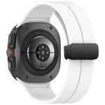 Silikonarmband im Groove-Stil mit Magnetverschluss für Samsung Galaxy Watch Ultra 47 mm