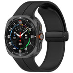 Silikonarmband im Groove-Stil mit Magnetverschluss für Samsung Galaxy Watch Ultra 47 mm
