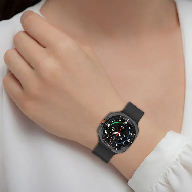 Silikonarmband im Groove-Stil mit Magnetverschluss für Samsung Galaxy Watch Ultra 47 mm