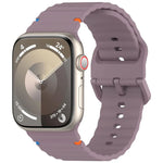 Silikonarmband mit Wellenmuster und Ziernähten, passend für Apple Watch Series 9 (41 mm), Apple Watch Ultra (49 mm), Apple Watch Series 8 (41 mm) und Apple Watch Series 8 (45 mm).