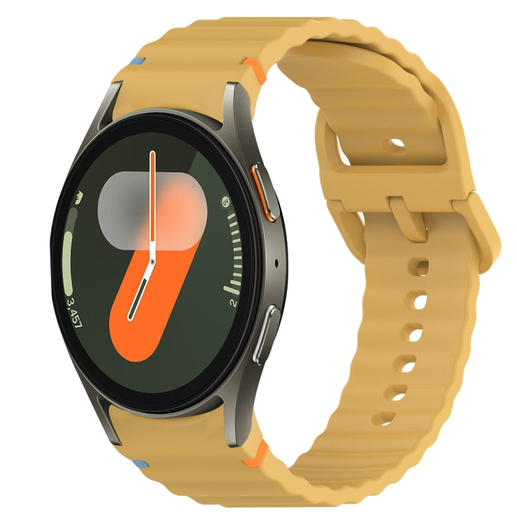 Welliges genähtes Schnellverschluss-Silikon-Uhrenarmband, für Samsung Galaxy Watch FE 40mm, für Samsung Galaxy Watch 7 44mm, für Samsung Galaxy Watch 7 40mm, für Samsung Galaxy Watch 6 Classic 47mm