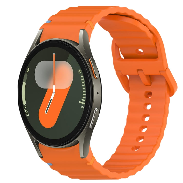 Welliges genähtes Schnellverschluss-Silikon-Uhrenarmband, für Samsung Galaxy Watch FE 40mm, für Samsung Galaxy Watch 7 44mm, für Samsung Galaxy Watch 7 40mm, für Samsung Galaxy Watch 6 Classic 47mm