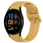 Welliges genähtes Schnellverschluss-Silikon-Uhrenarmband, für Samsung Galaxy Watch FE 40mm, für Samsung Galaxy Watch 7 44mm, für Samsung Galaxy Watch 7 40mm, für Samsung Galaxy Watch 6 Classic 47mm