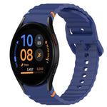 Welliges genähtes Schnellverschluss-Silikon-Uhrenarmband, für Samsung Galaxy Watch FE 40mm, für Samsung Galaxy Watch 7 44mm, für Samsung Galaxy Watch 7 40mm, für Samsung Galaxy Watch 6 Classic 47mm
