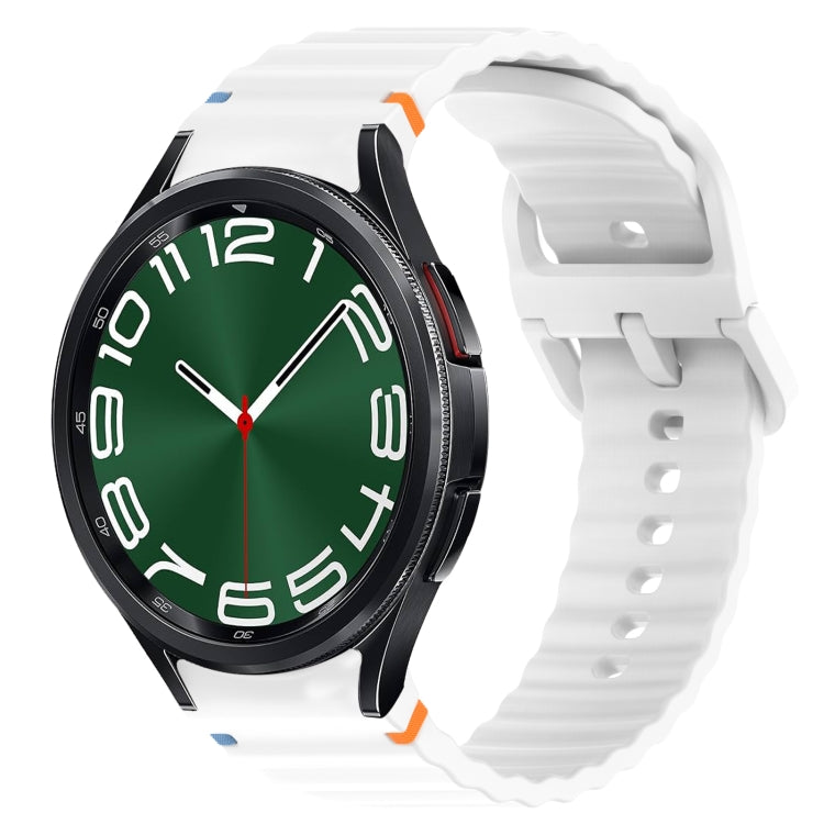 Welliges genähtes Schnellverschluss-Silikon-Uhrenarmband, für Samsung Galaxy Watch FE 40mm, für Samsung Galaxy Watch 7 44mm, für Samsung Galaxy Watch 7 40mm, für Samsung Galaxy Watch 6 Classic 47mm
