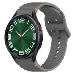 Welliges genähtes Schnellverschluss-Silikon-Uhrenarmband, für Samsung Galaxy Watch FE 40mm, für Samsung Galaxy Watch 7 44mm, für Samsung Galaxy Watch 7 40mm, für Samsung Galaxy Watch 6 Classic 47mm