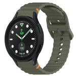 Welliges genähtes Schnellverschluss-Silikon-Uhrenarmband, für Samsung Galaxy Watch 6 44mm, für Samsung Galaxy Watch 6 40mm, für Samsung Galaxy Watch 6 Classic 43mm, für Samsung Galaxy Watch 5 Pro Golf Edition