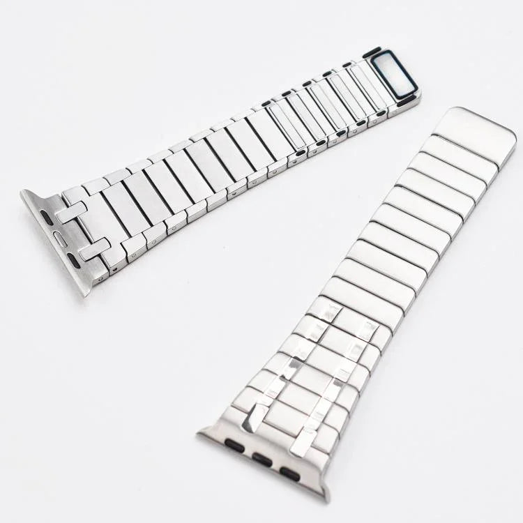 Magnetisches Milanaise-Armband aus Edelstahl mit einer Perle, passend für Apple Watch 46 mm / 49 mm / 45 mm / 44 mm