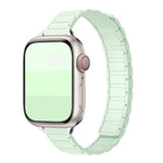 Schlankes, magnetisches Silikon-Armband mit drei Perlen in I-Form, passend für Apple Watch 46 mm / 49 mm / 45 mm / 44 mm und 42 mm / 41 mm / 40 mm / 38 mm