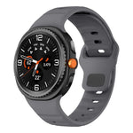 Silikon-Uhrenarmband mit Wellen- und umgekehrter Schnalle, für Samsung Galaxy Watch8 / Watch8 Classic