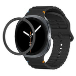 Lünette mit rautenförmiger Textur und farbiges Silikonarmband mit gewellter Ziernaht, passend für Samsung Galaxy Watch8 44 mm und 40 mm.