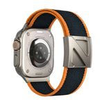 Zweifarbiges Nylon-Armband mit Z-förmigem Magnetverschluss, passend für Apple Watch 46 mm / 49 mm / 45 mm / 44 mm und 42 mm / 41 mm / 40 mm / 38 mm