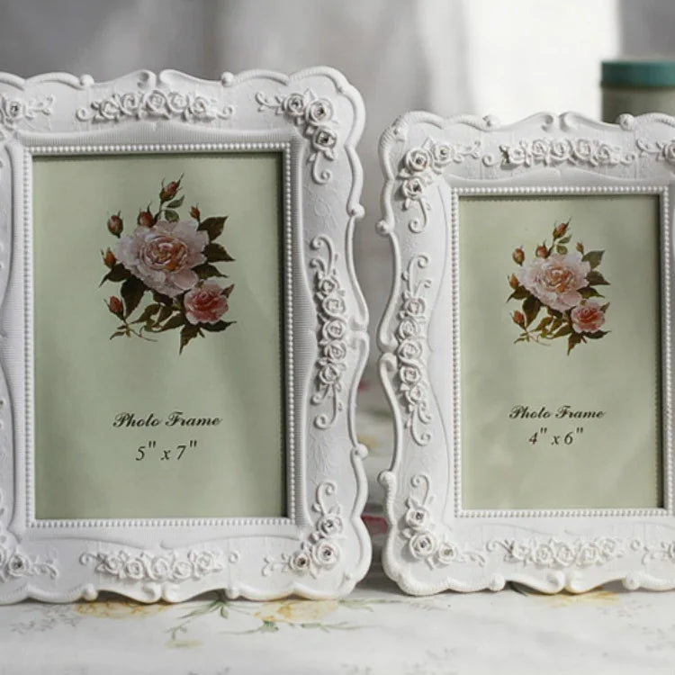 Bilderrahmen im ländlichen Stil mit Rosenmotiven zur Dekoration, geschnitzter Bilderrahmen