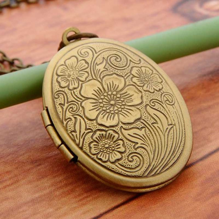 Vintage Antike Bronze Blumenmuster Gravierte Oval Medaillon Bilder Andenken Foto Box Halskette