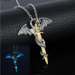 Leuchtender Schmuck Drachen-Schwert Anhänger Halskette Dunkle Anime Halskette