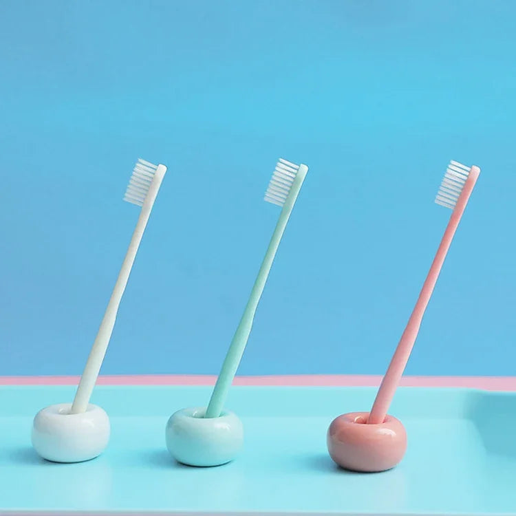 10-in-1 Haushalt Macaron Bambus-Holzkohle Erwachsene Eiscreme Zahnbürste mit weichen Borsten