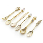 6tlg./Set Vintage Mini Kaffeelöffel Anzug Royal Stil Metall Geschnitzter Kaffee Obst Besteck Dessert Besteck Küchenwerkzeuge, Gold, Rotbronze, Antikbronze (mit roter Gabel), Antikbronze (mit Antikgabel), Silber