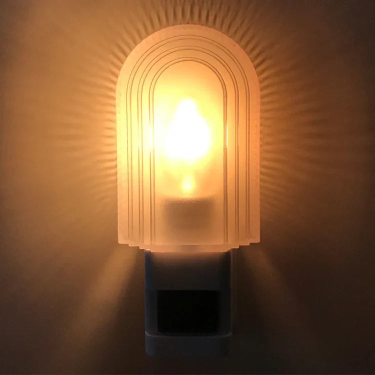 A38 Intelligenter Sensor LED-Nachtlicht Babyfütterung Augenpflege Nachttischlampe, UK-Stecker