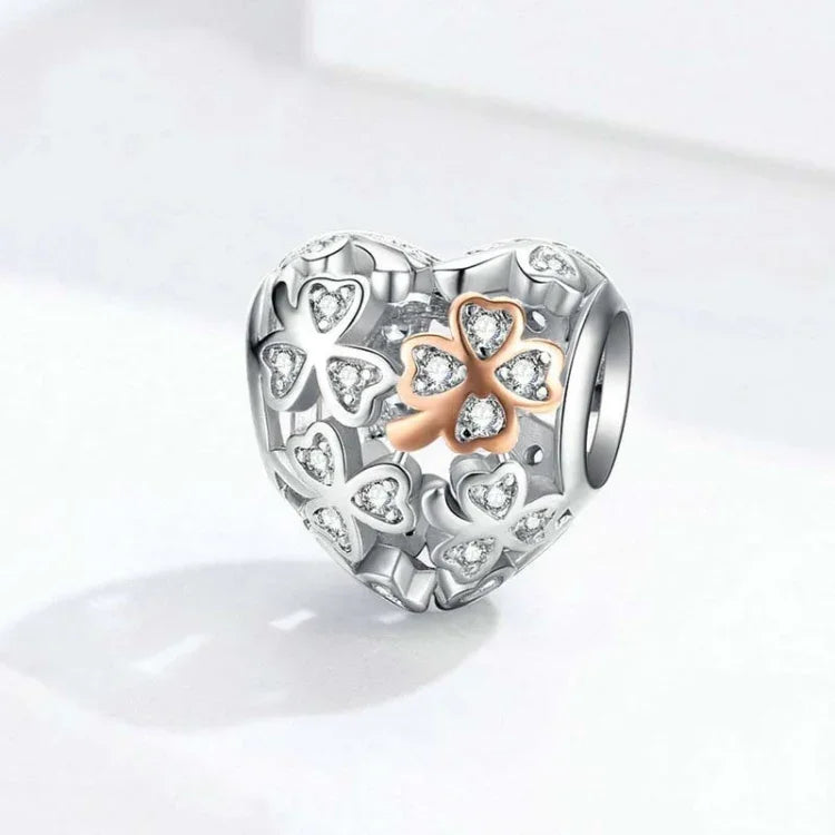 925 Sterling Silber Herzförmiges, perlenbesetztes, hohles vierblättriges Kleeblatt DIY-Armbandzubehör, SCC1248