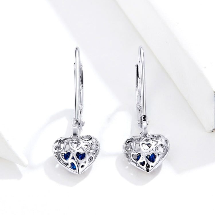 S925 Sterling-Silber-Ohrstecker hohle herzförmige Ohrringe schlichte platinbeschichtete Ohrringe, SCE746