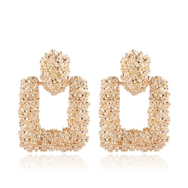 Vintage Ohrringe für Damen Goldfarbene Geometrische Statement Ohrringe Struktur Metall Tropfen Ohrringe Hängender Modeschmuck